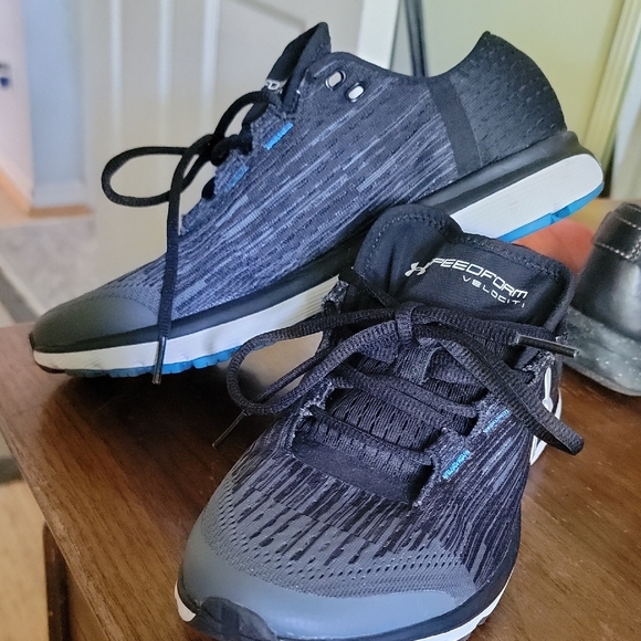 Under Armourspeedfoam Velocity Black Running Shoes - Picture 1 of 8